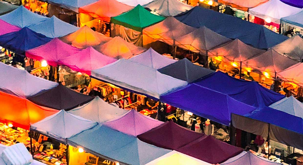 Der begleitende Marktplatz zum Stiftungstag